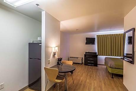 Quadruple Room - Non-Smoking