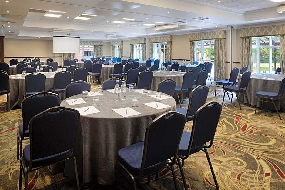 DoubleTree by Hilton St. Anne's Manor