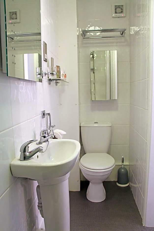 St John's Lodge Guest House incl off-site leisure club