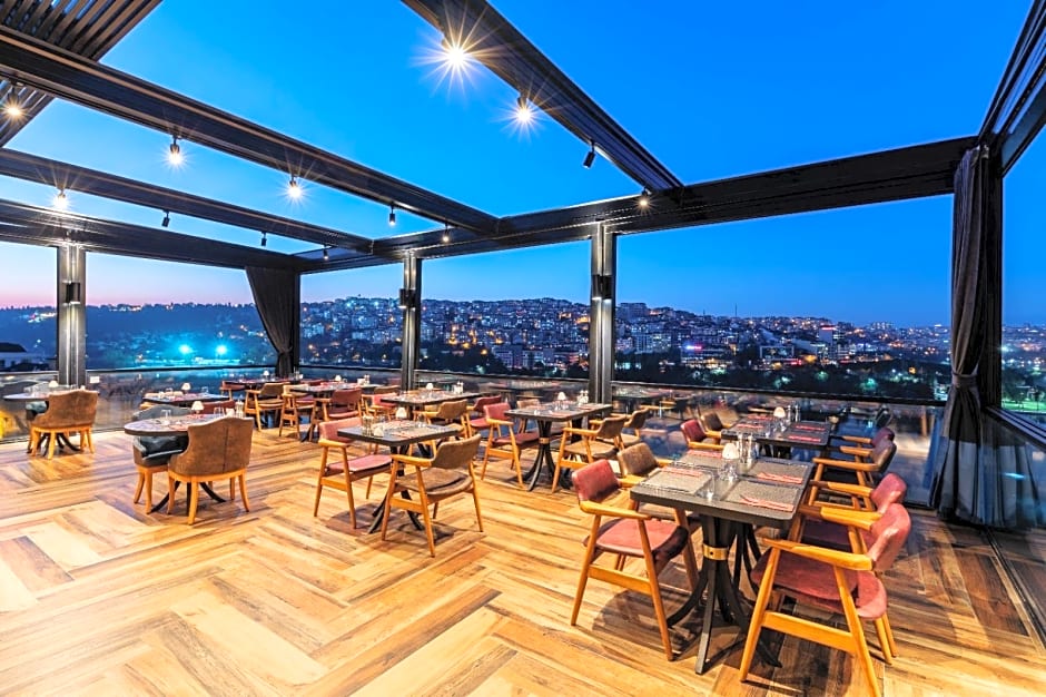 Ramada by Wyndham Istanbul Golden Horn