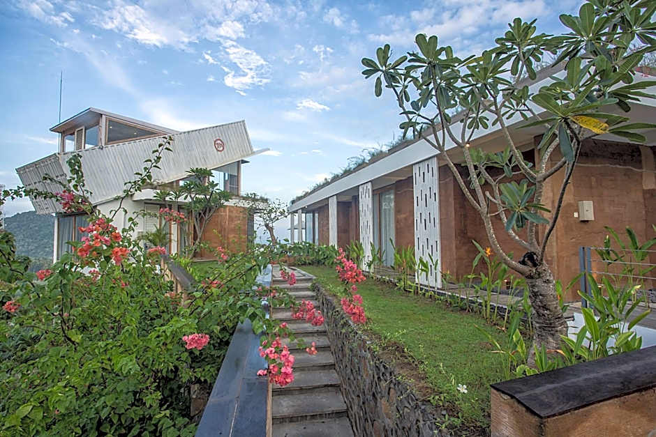 Seven Havens Residence