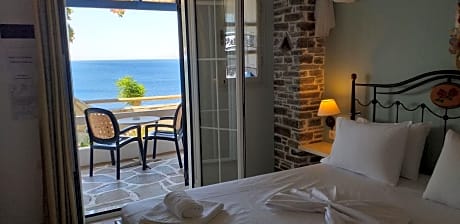 Budget Double Room with Sea View