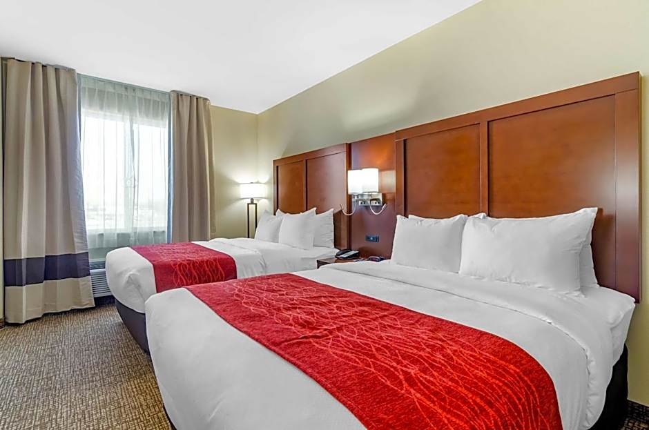 Comfort Inn & Suites Salina North