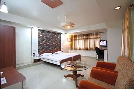 Economy Double or Twin Room