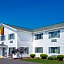 Super 8 by Wyndham Canandaigua