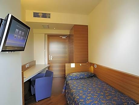 Single Room with Balcony