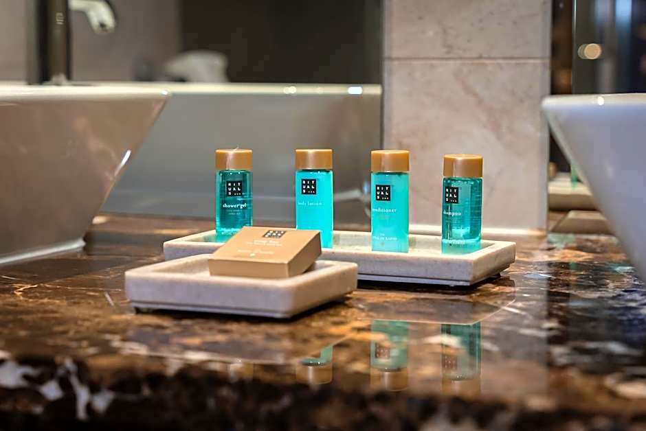 George Limerick Hotel