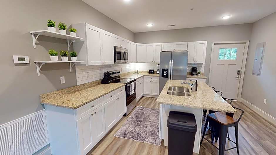 Viewpoint Condominiums