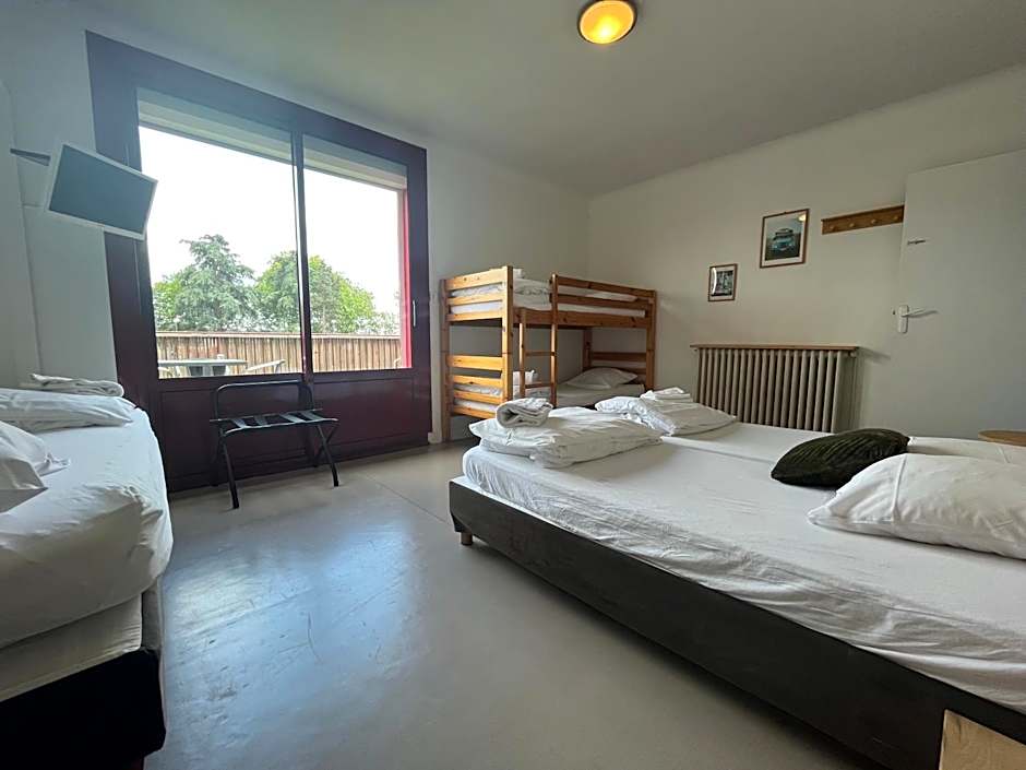 HOSTEL Les Bois Verts - Les Herbiers