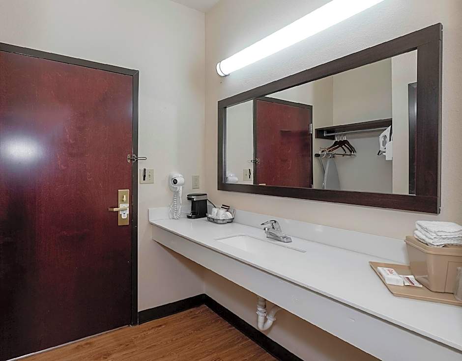 Red Roof Inn Hartselle