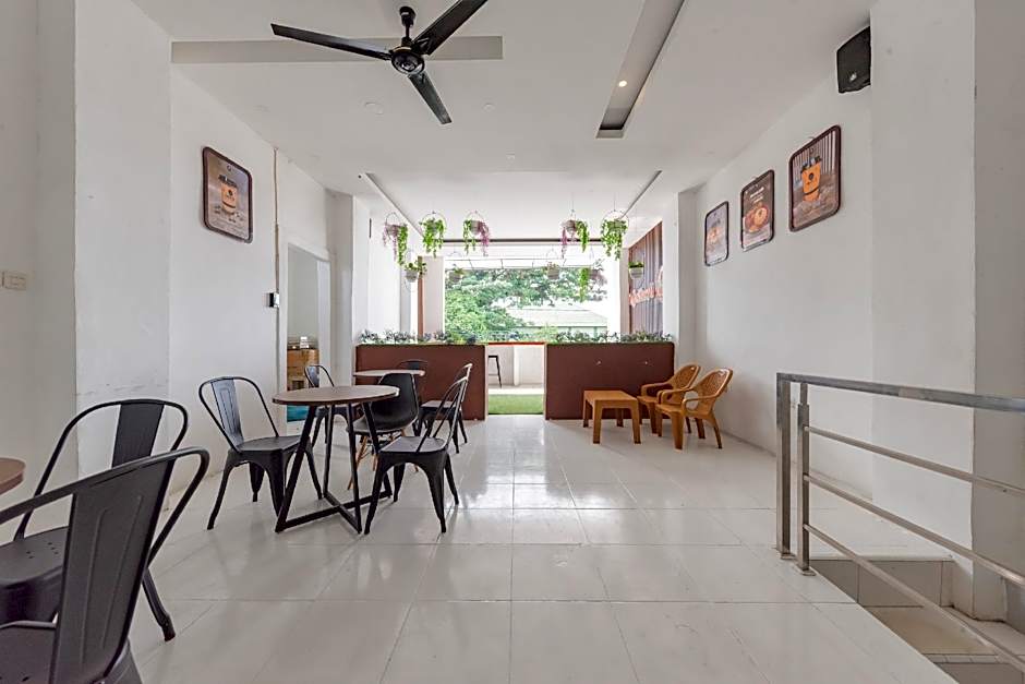 RedDoorz @ Capsule Inn Teuku Umar