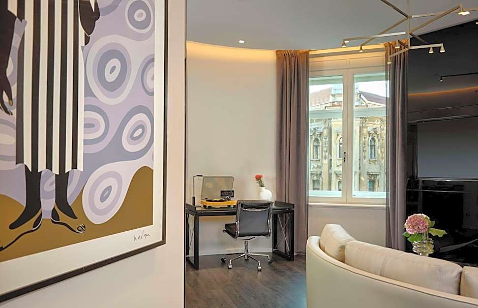 art'otel Zagreb, Powered by Radisson Hotels
