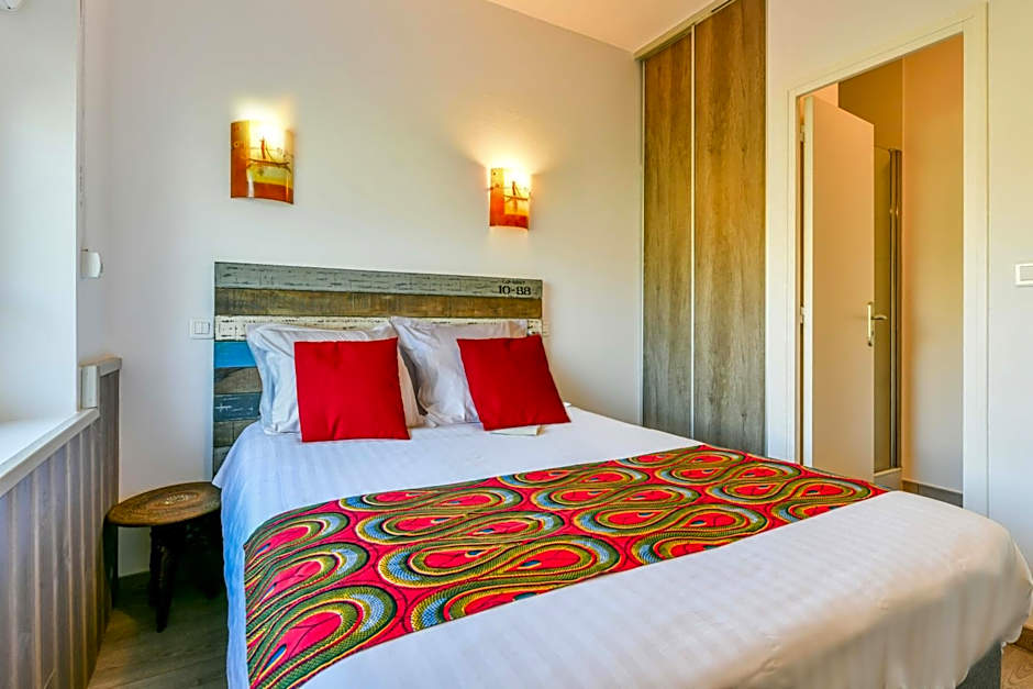 Logis Hostellerie du Neez Le Clos Gourmand