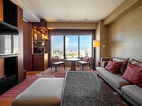 Executive Suite Twin Room with Lounge  Access