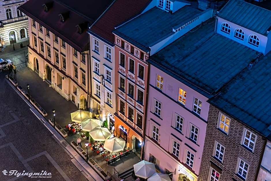 MR 3 Apartments