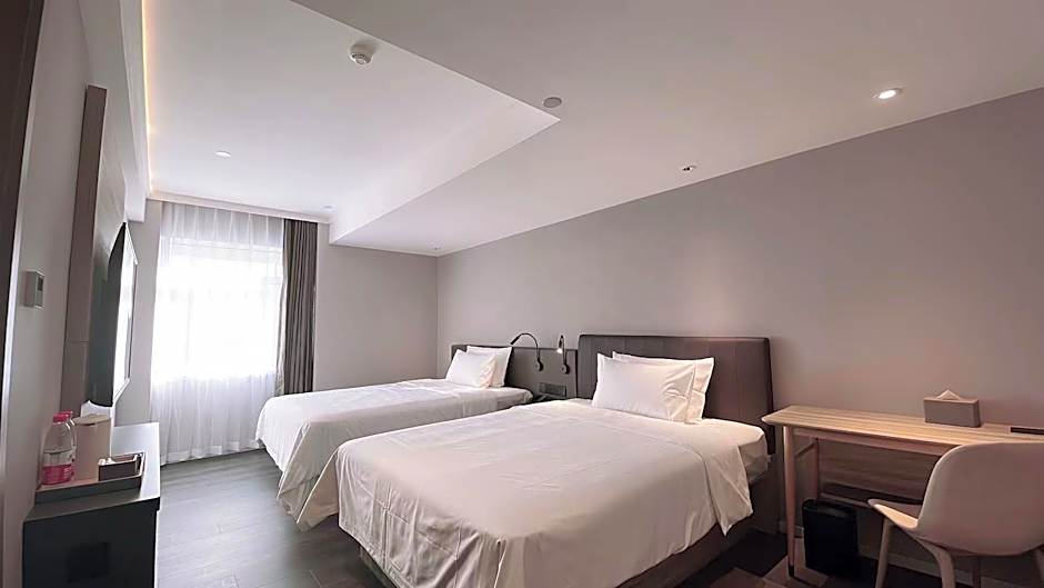 Hanting Hotel Shenyang Zhongjie Shifu Square