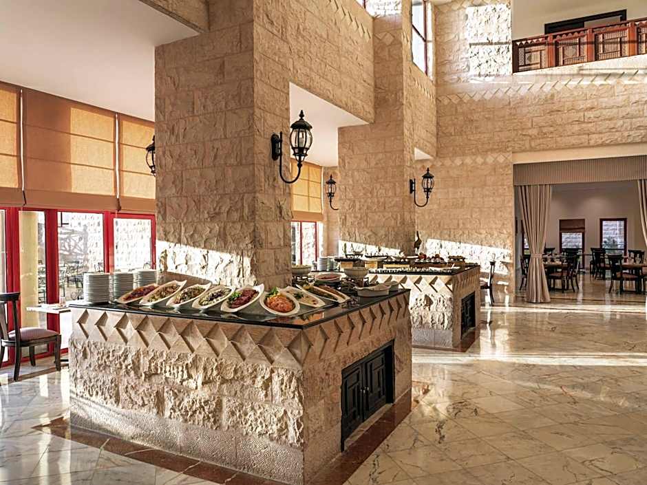 Grand Mercure Petra