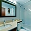 Comfort Inn Manchester Airport
