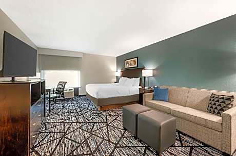 King Room with Sofa Bed and Bath Tub - Disability Access/Non-Smoking