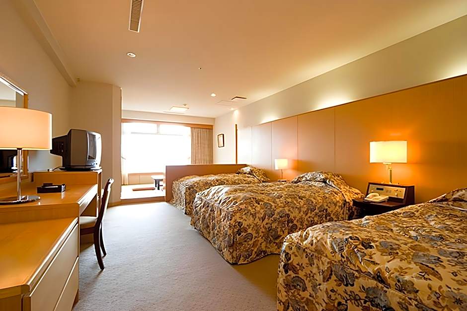 Hotel Parens Onoya