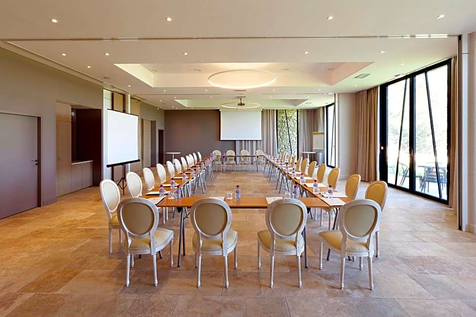 Mas des Herbes Blanches Hotel & Spa - Relais & Chateaux