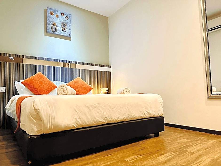 KINO HOTEL