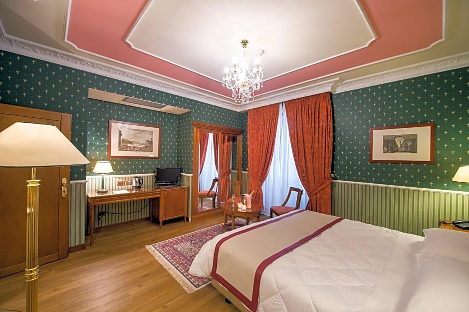Strozzi Palace Hotel