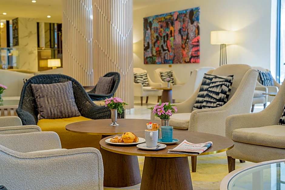 Hyatt Regency Harare, The Meikles