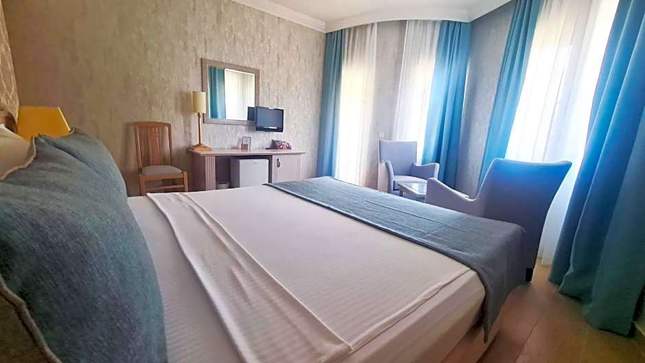 X Life Hotel Sarıgerme 15 - Adult Hotel