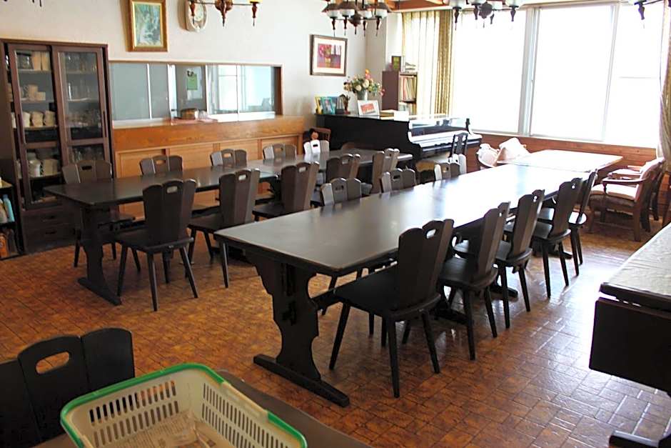 Cafe Cerisier栖里時絵
