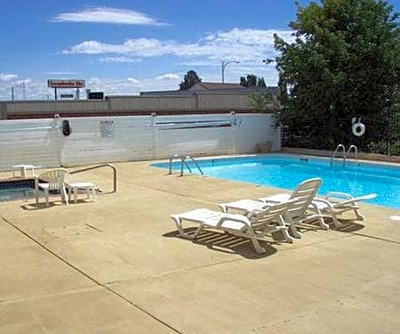 Wayside Motor Inn