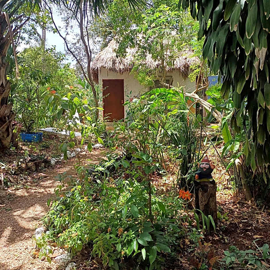 Mayan Bungalow Near Chichén