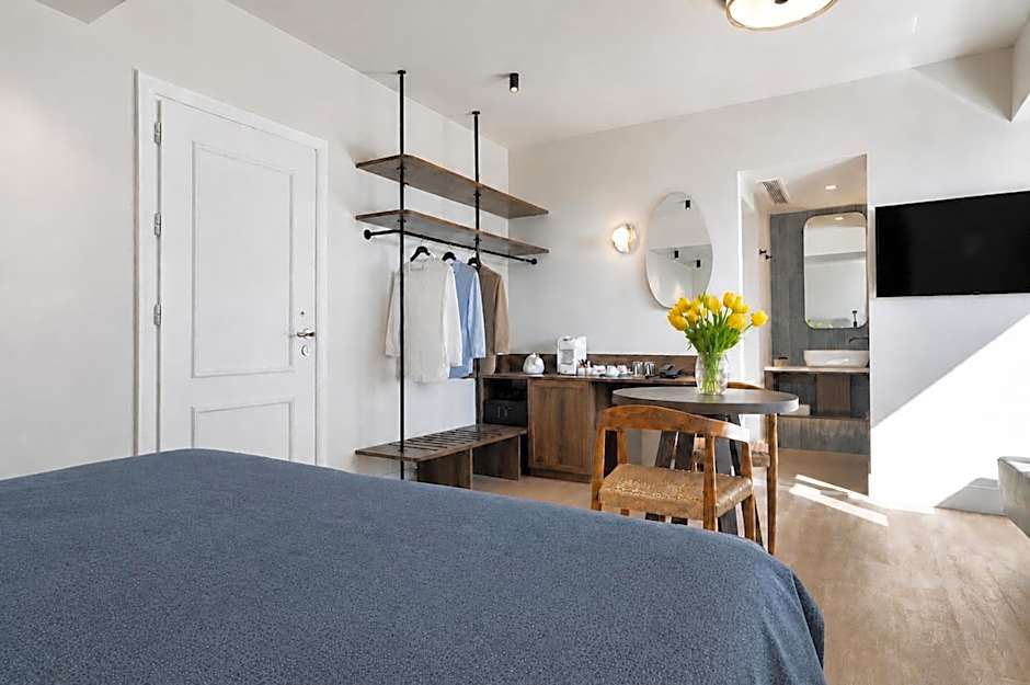 Legacy Gastro Suites