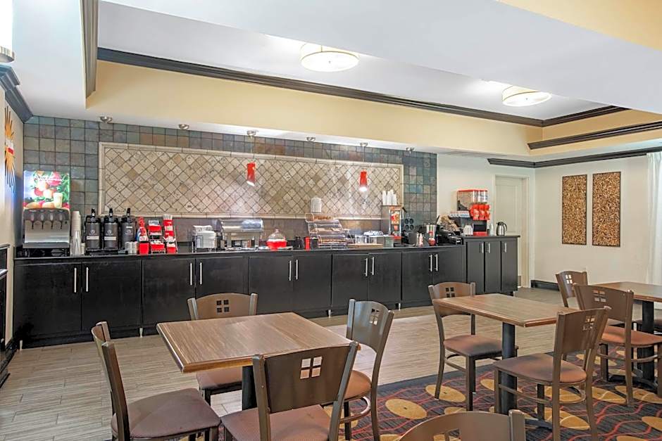 La Quinta Inn & Suites by Wyndham Conway