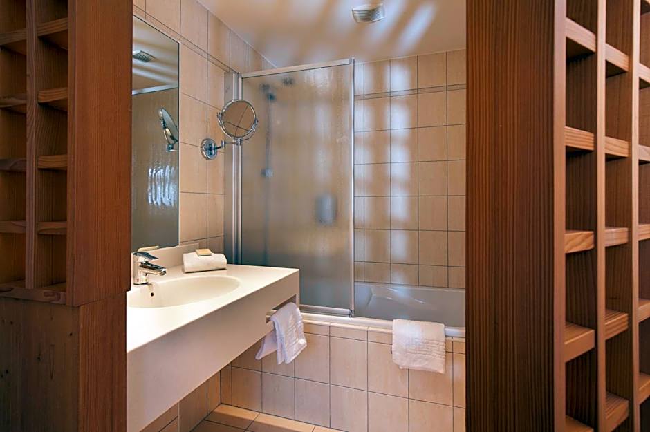 Logis Hôtel de la Tour