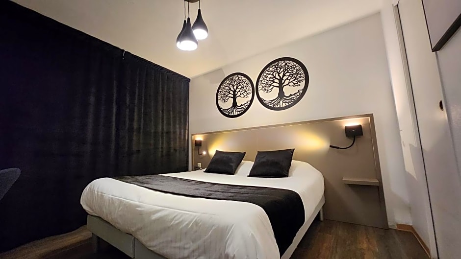 Cit'Hotel Le Cheval Blanc