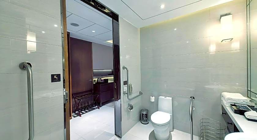 DoubleTree by Hilton Ningbo Beilun China
