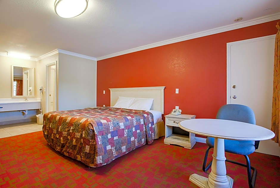 Abby s Anaheimer Inn