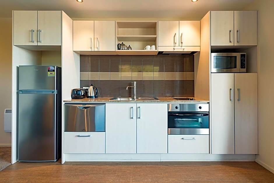 Edgewater Palms Apartments