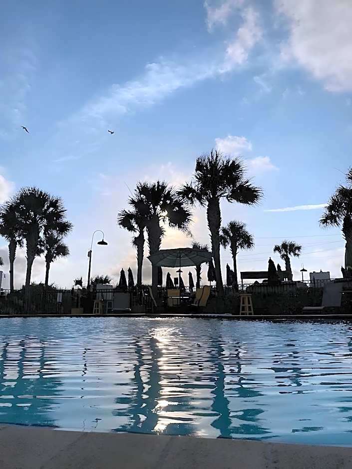 The Seahorse Oceanfront Inn