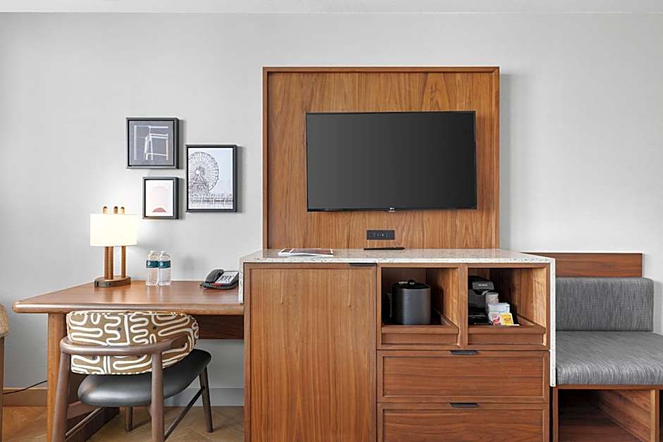 Gateway Hotel Santa Monica