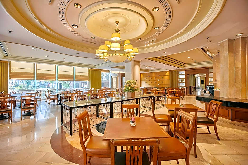 The Royal City Hotel