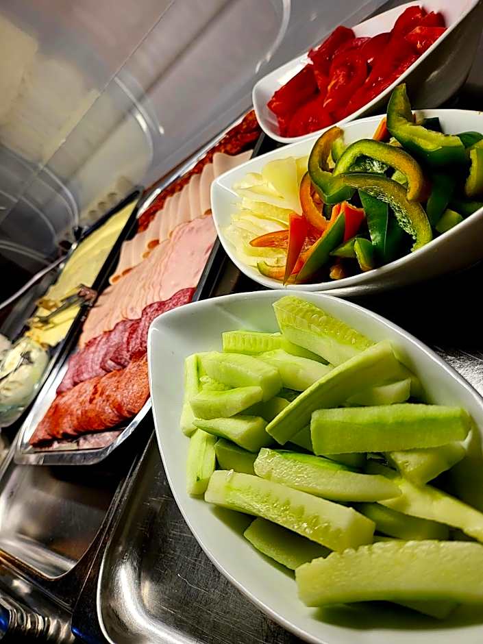 Gizella Hotel and Restaurant