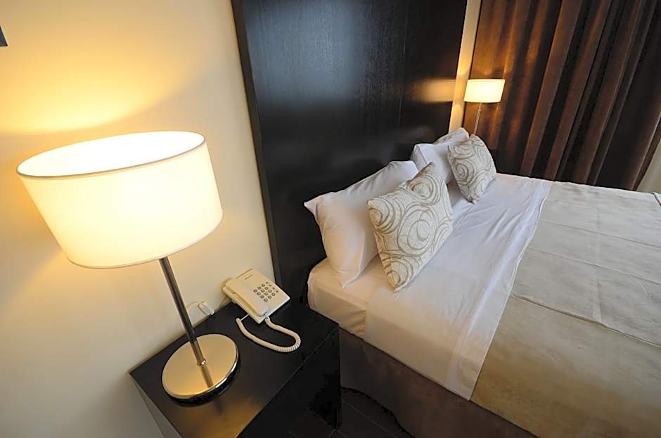 Grand Crucero Hotel