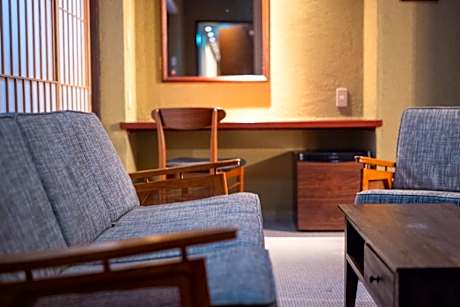 Western Style Twin Room