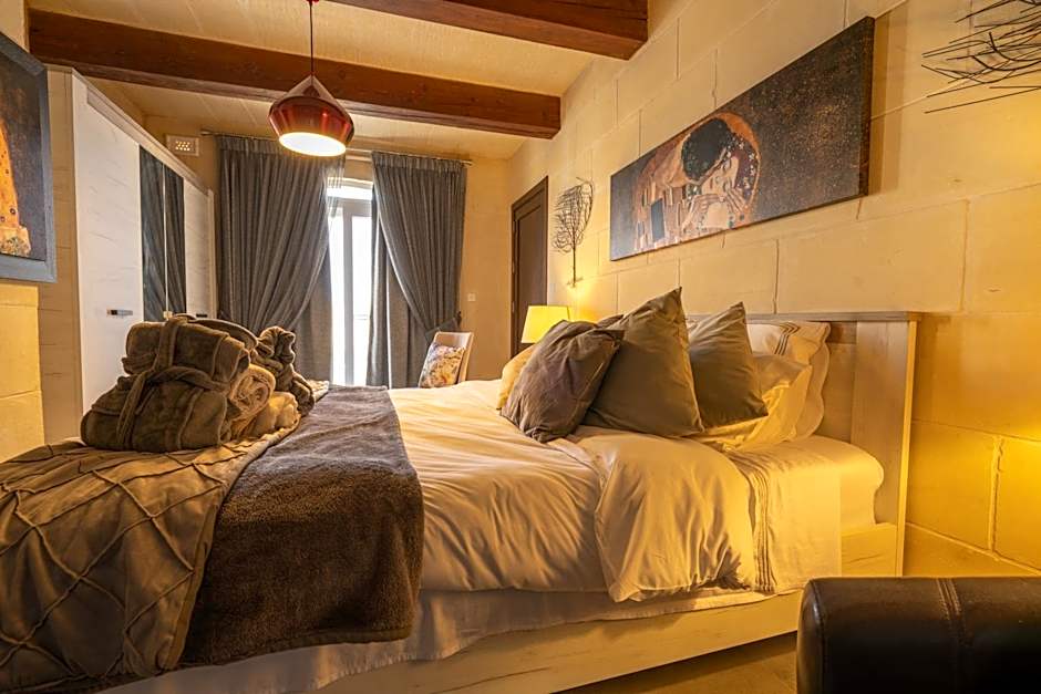 Ajuga Luxury Boutique B&B