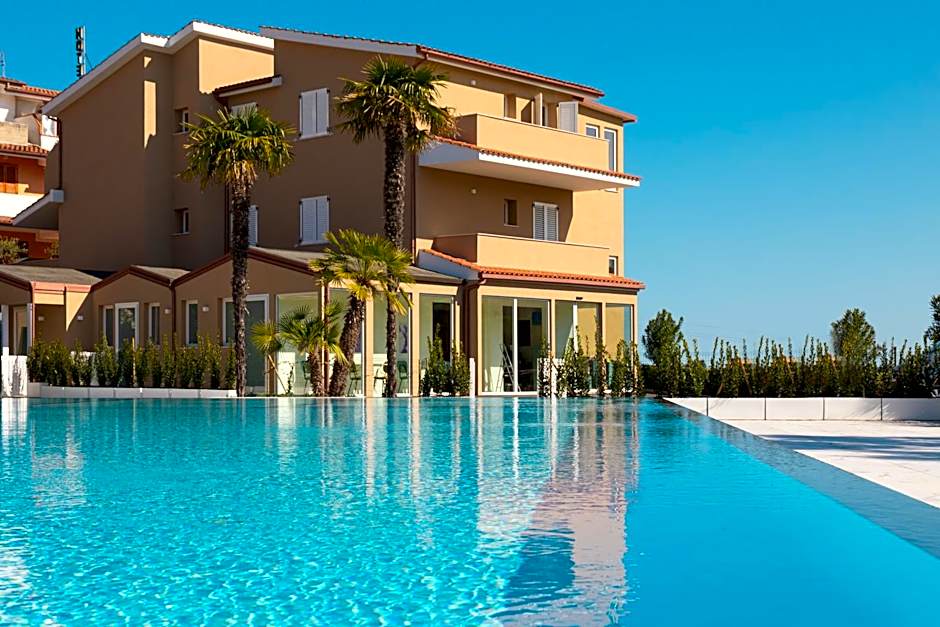 Pietra Bianca Hotel