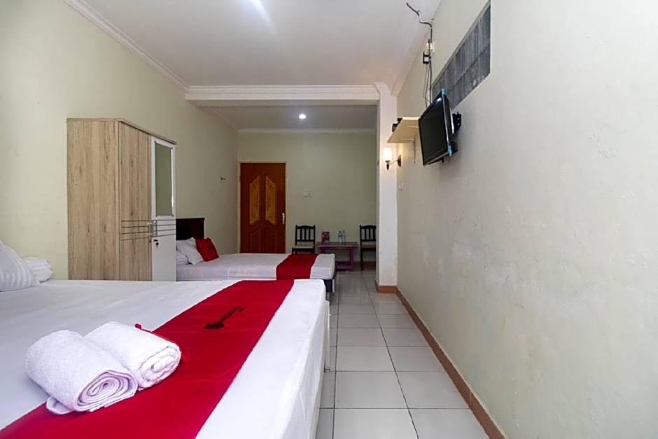 RedDoorz @ Frans Seda Kupang