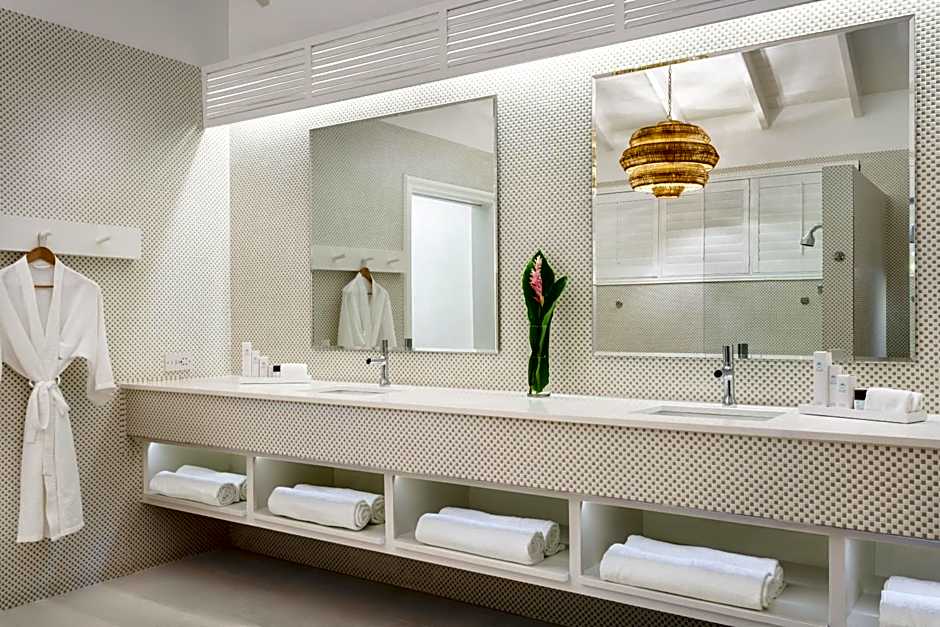 Couples Tower Isle- All Inclusive