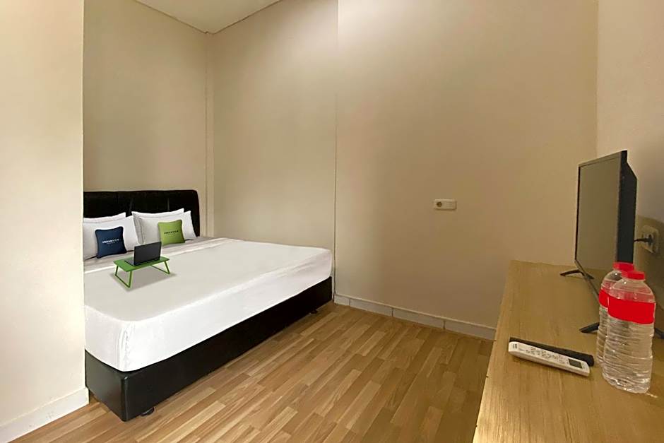 Urbanview Hotel Residence 446 Tanjung Duren